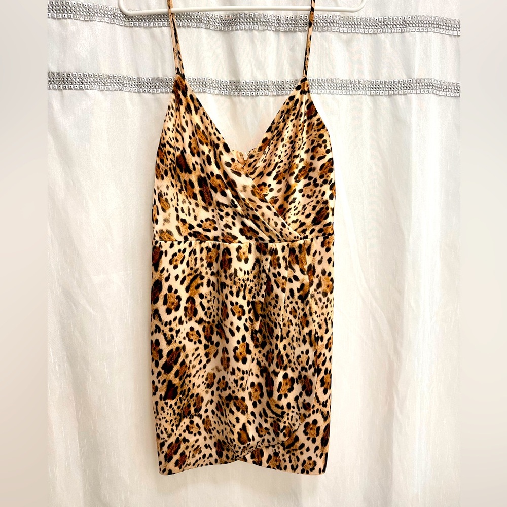 Lavender Brown animal print cocktail dress size large excellent condition